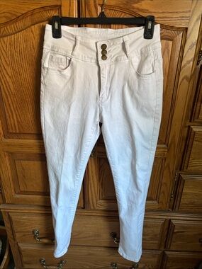 High-Rise White Women's Jeans with Triple Button Front